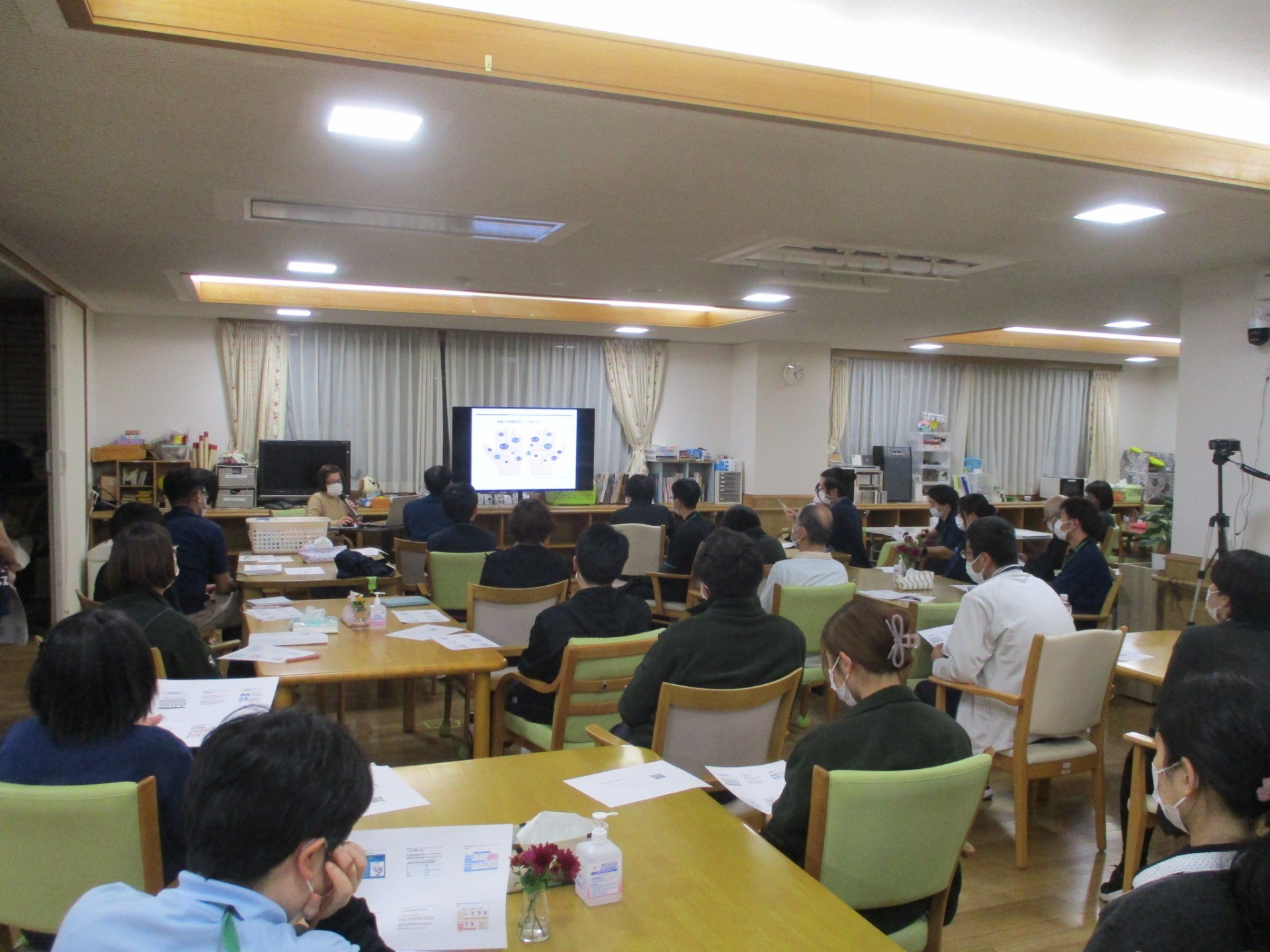 92f1f60c5147227b7958c31ed2fc66a6-1764733795.jpg 92f1f60c5147227b7958c31ed2fc66a6-1764733795.jpg