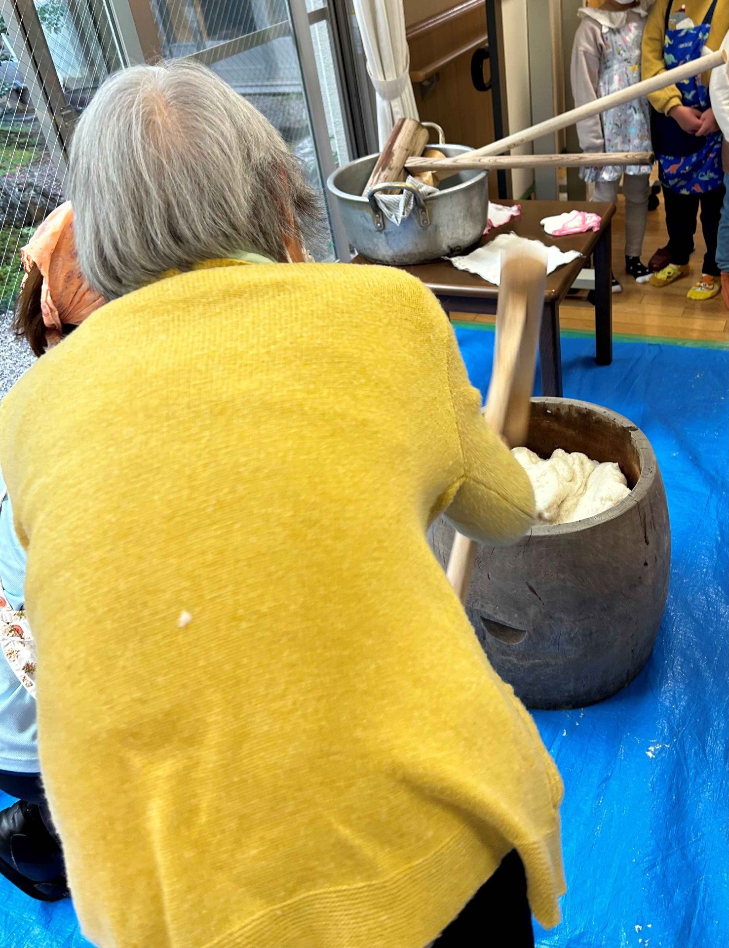 お餅つき大会