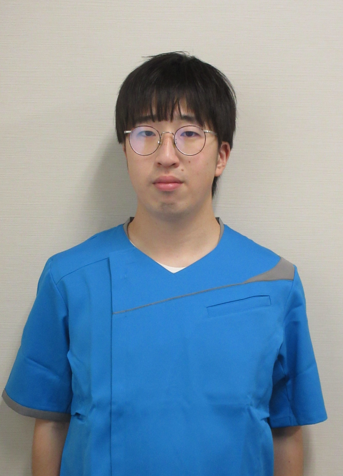 法貴 駿介